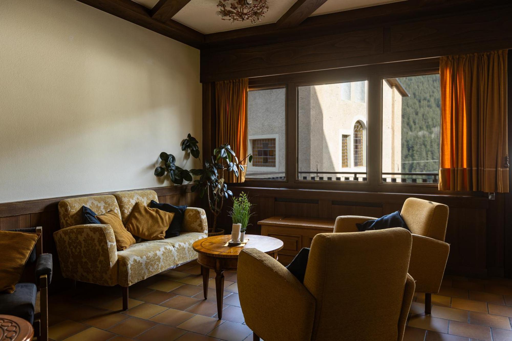 Hotel Cardo Isolaccia Bagian luar foto